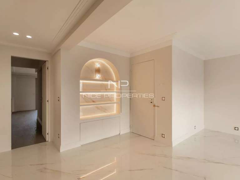 Apartment Juan-les-pins - 2 bedrooms - 81m²