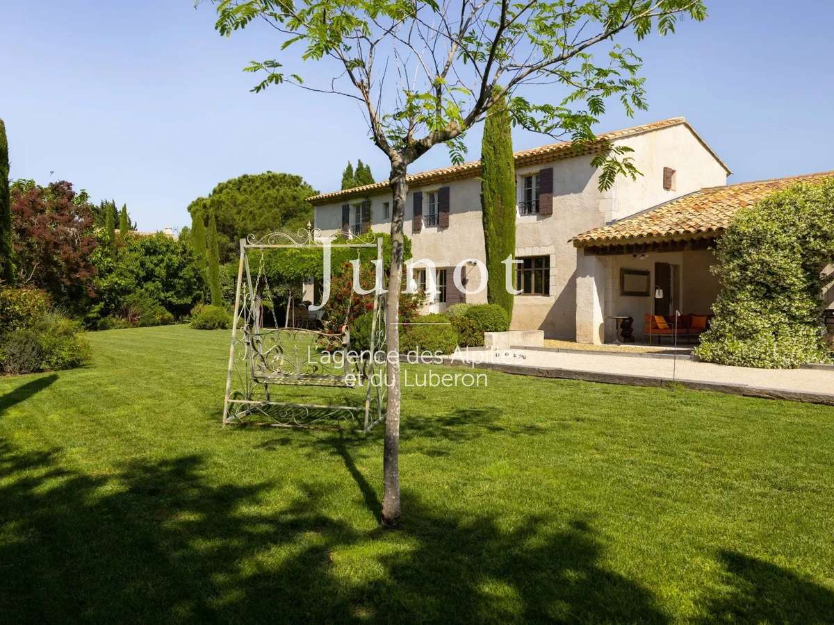 House Paradou