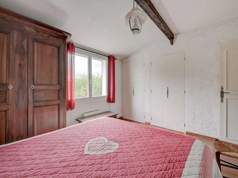 Maison Aubagne - 4 chambres - 210m²
