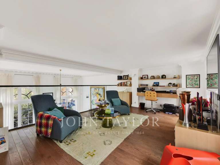 Appartement Paris 16e - 5 chambres - 323m²