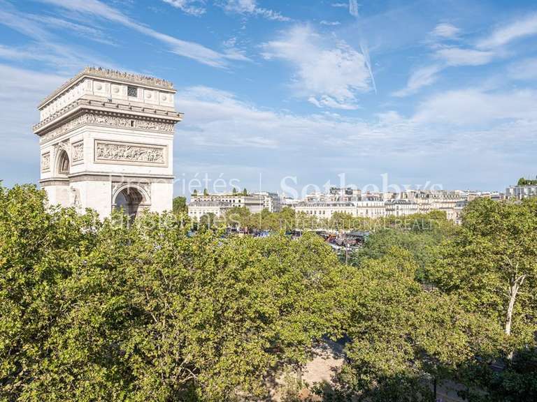 Appartement Paris 16e - 2 chambres - 150m²