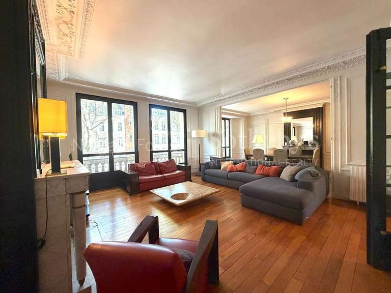Apartment Lille - 3 bedrooms - 20444m²