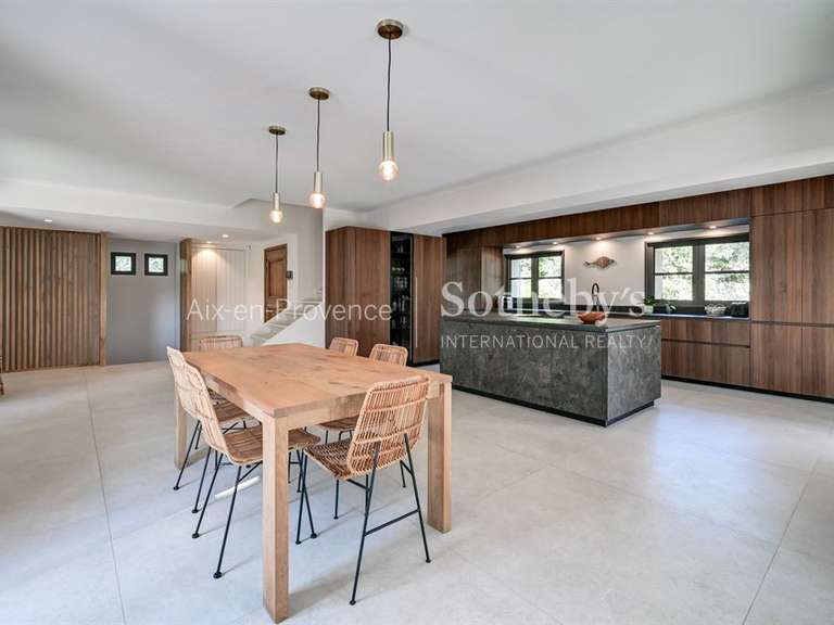 Maison Aix-en-Provence - 4 chambres - 282m²