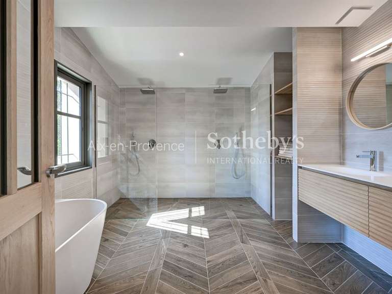 Maison Aix-en-Provence - 4 chambres - 282m²