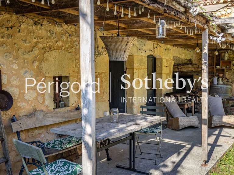 Maison Vergt - 7 chambres - 473m²