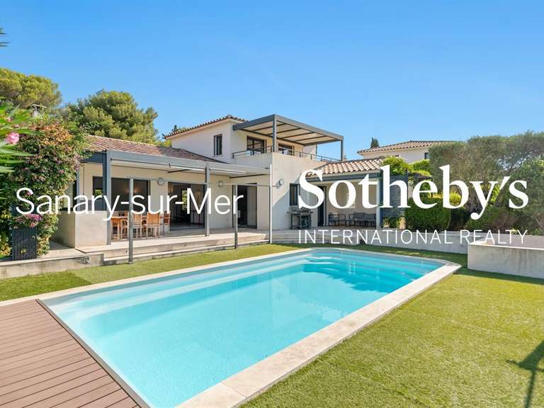 Maison Sanary-sur-Mer - 3 chambres - 172m²