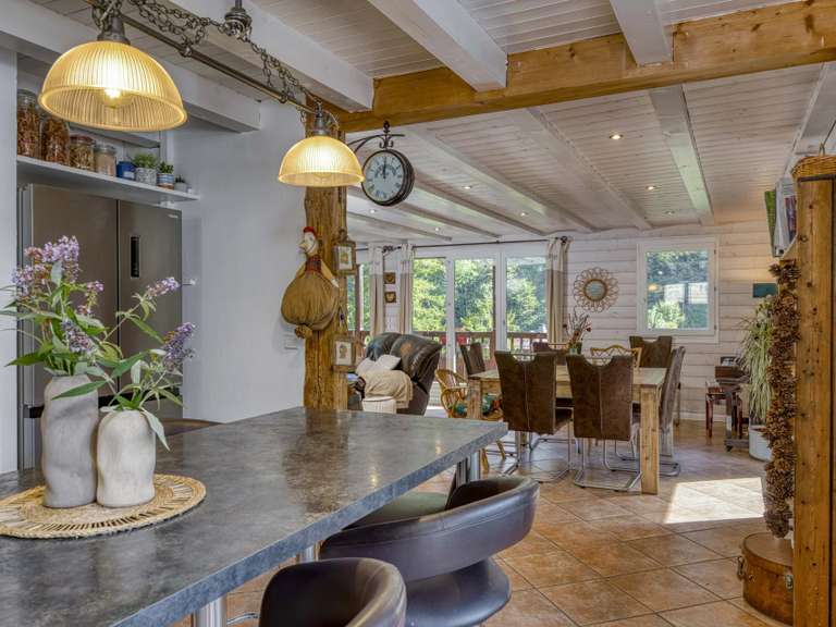 Propriété Thônes - 3 chambres - 234m²