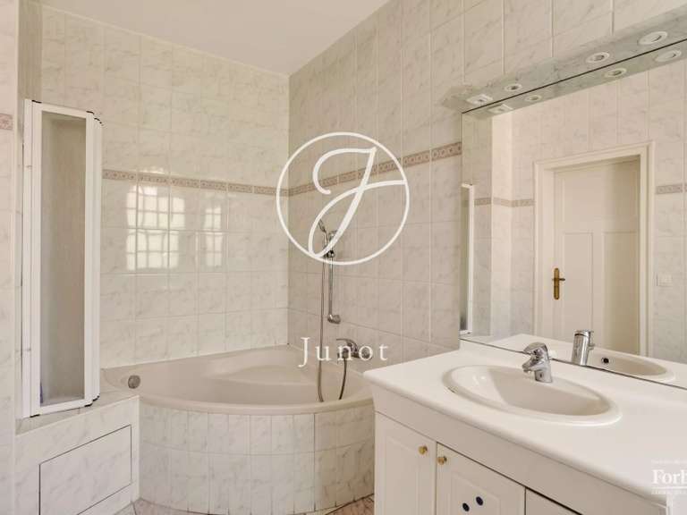 Maison Suresnes - 5 chambres - 498m²