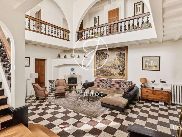 Maison Suresnes - 5 chambres - 498m²