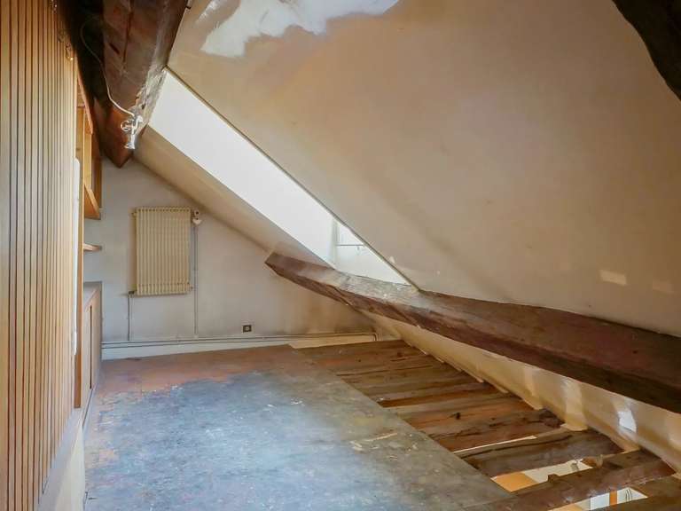 Appartement Paris 3e - 1 chambre - 101m²