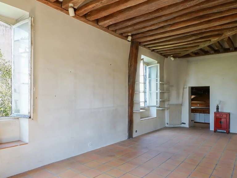 Appartement Paris 3e - 1 chambre - 101m²