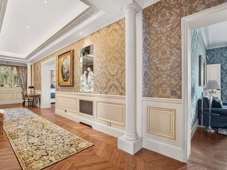 Appartement Paris 16e - 3 chambres - 200m²