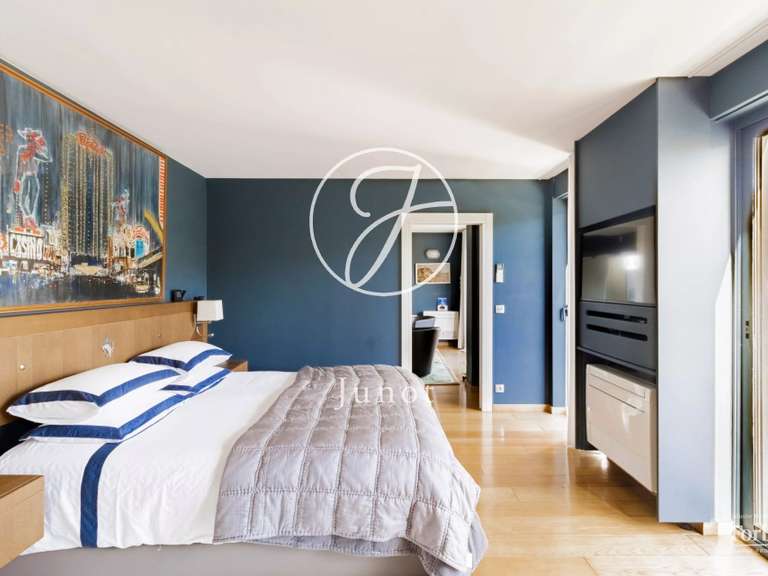 Maison Levallois-Perret - 3 chambres - 665m²