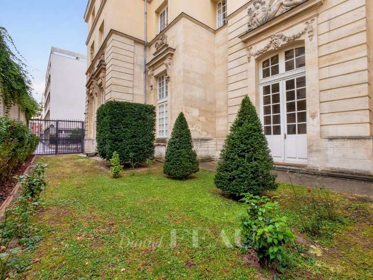 Appartement Paris 11e - 4 chambres - 125m²