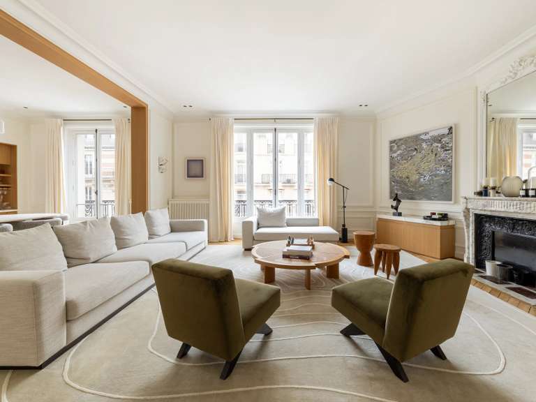 Appartement Paris 16e - 4 chambres - 214m²