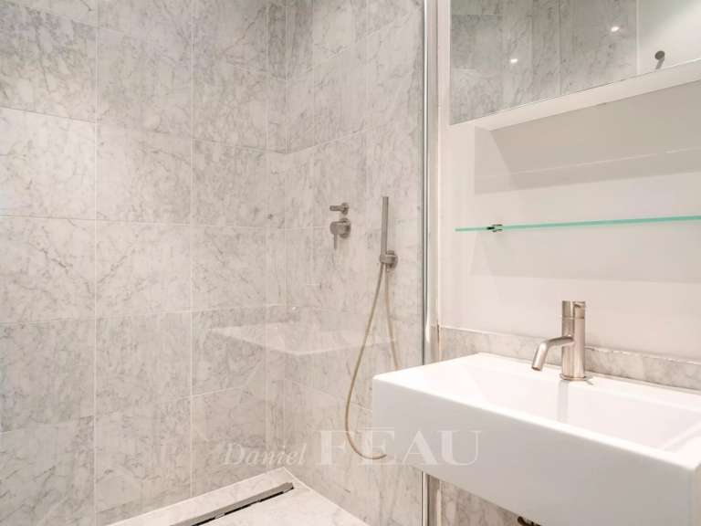 Appartement Paris 16e - 3 chambres - 115m²