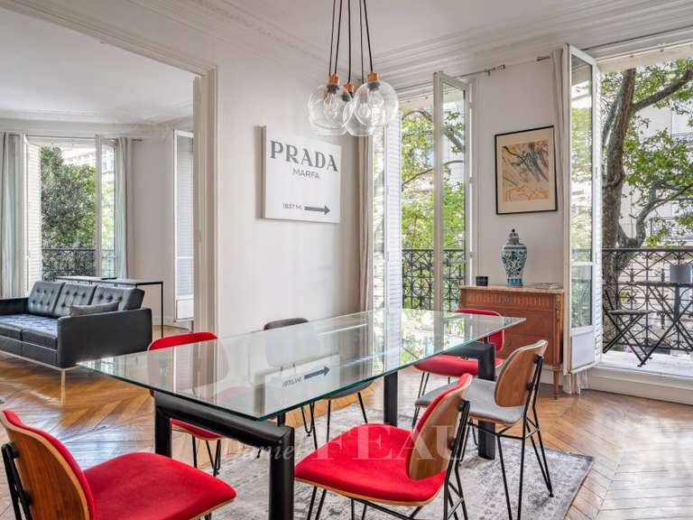 Appartement Paris 16e - 3 chambres - 115m²