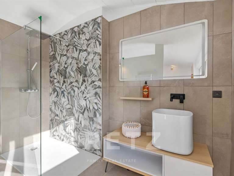 Maison Manosque - 4 chambres - 200m²