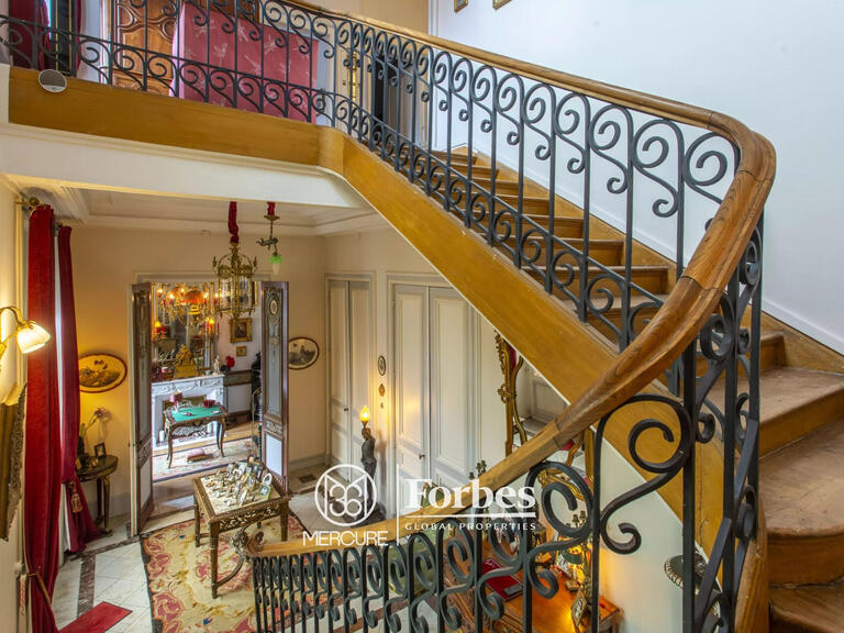 Manor Abbeville - 6 bedrooms - 250m²