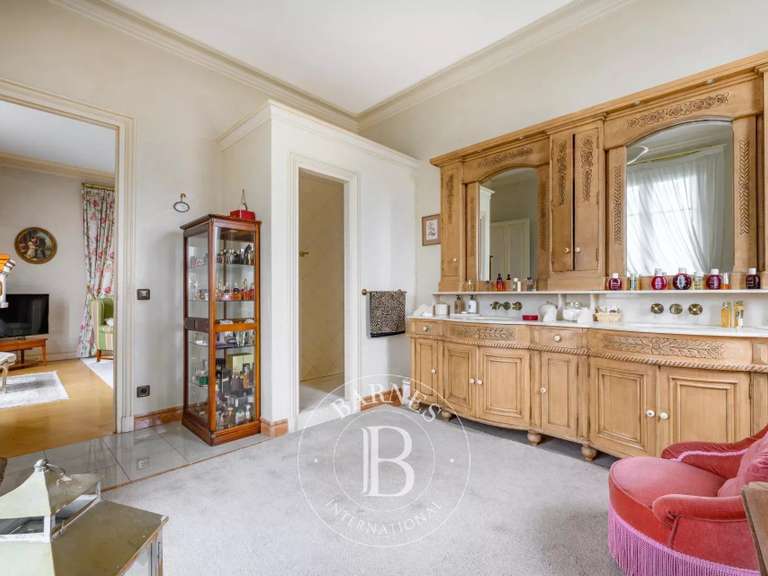 Maison Ablon-sur-Seine - 5 chambres - 568m²