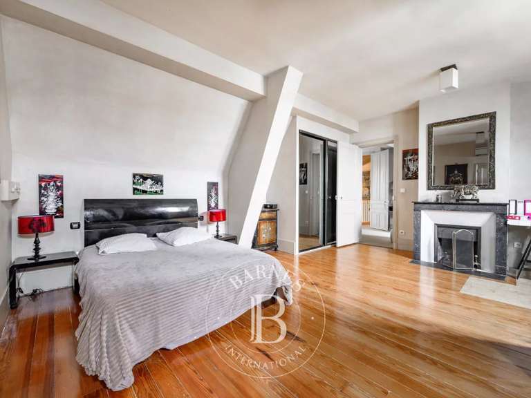 Maison Ablon-sur-Seine - 5 chambres - 568m²