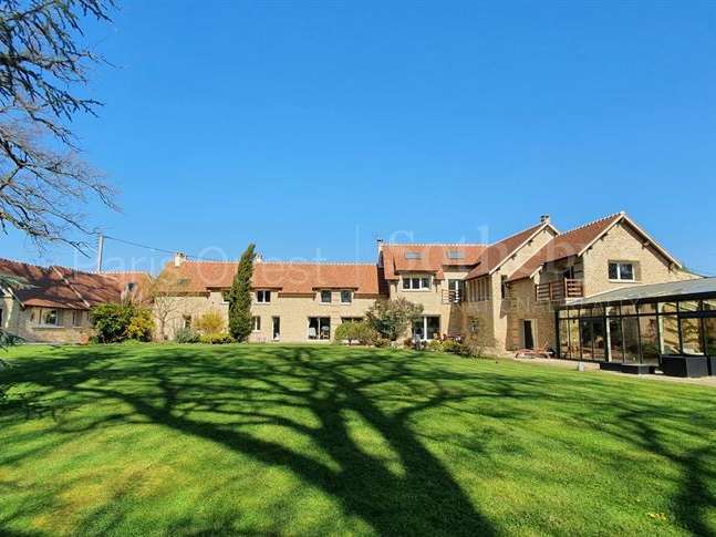 Maison Adainville - 7 chambres - 750m²