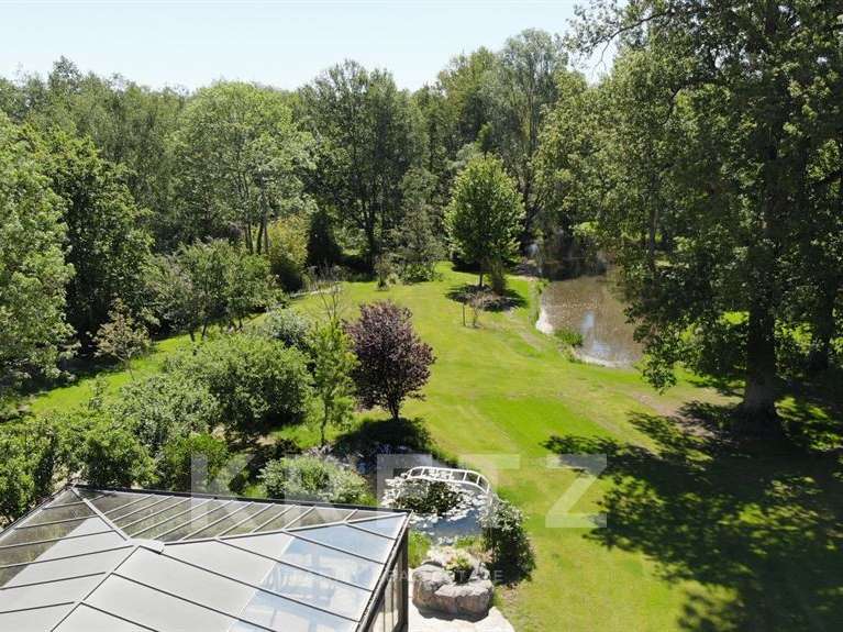 House Adainville - 9 bedrooms - 750m²