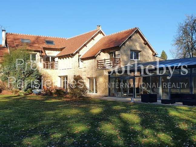 Propriété Adainville - 765m²