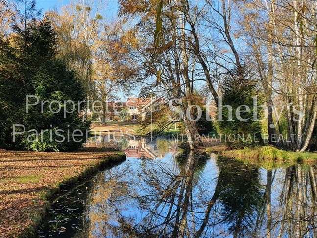 Propriété Adainville - 765m²