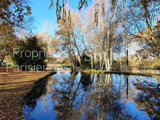 Propriété Adainville - 765m²