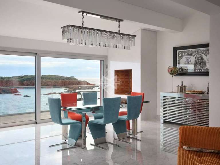 Propriété Agay - 3 chambres - 309m²