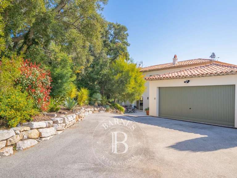 Villa agay - 5 bedrooms - 371m²