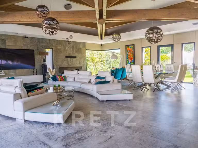 House Agde - 4 bedrooms - 278m²
