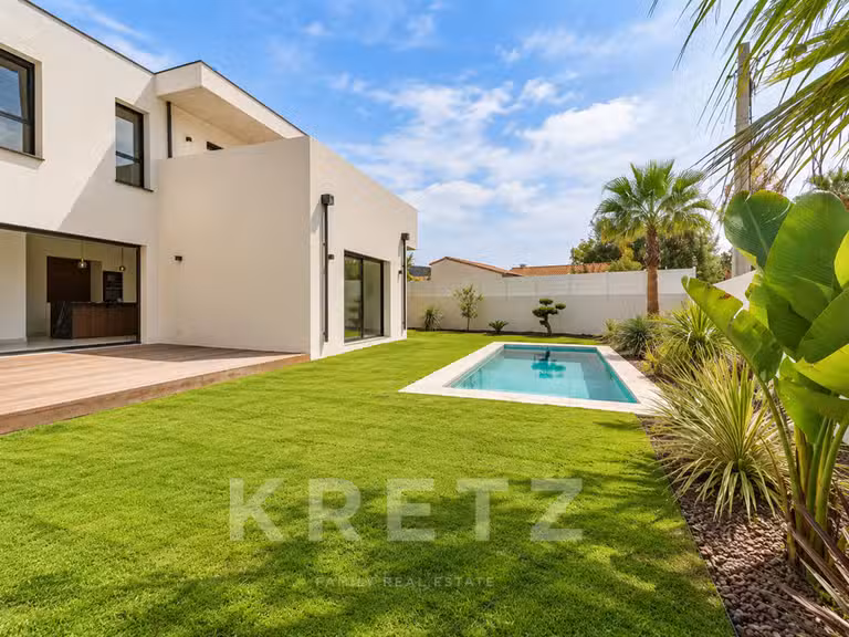 House Agde - 4 bedrooms - 198m²