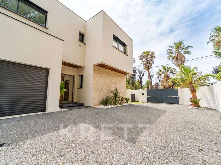 House Agde - 4 bedrooms - 198m²