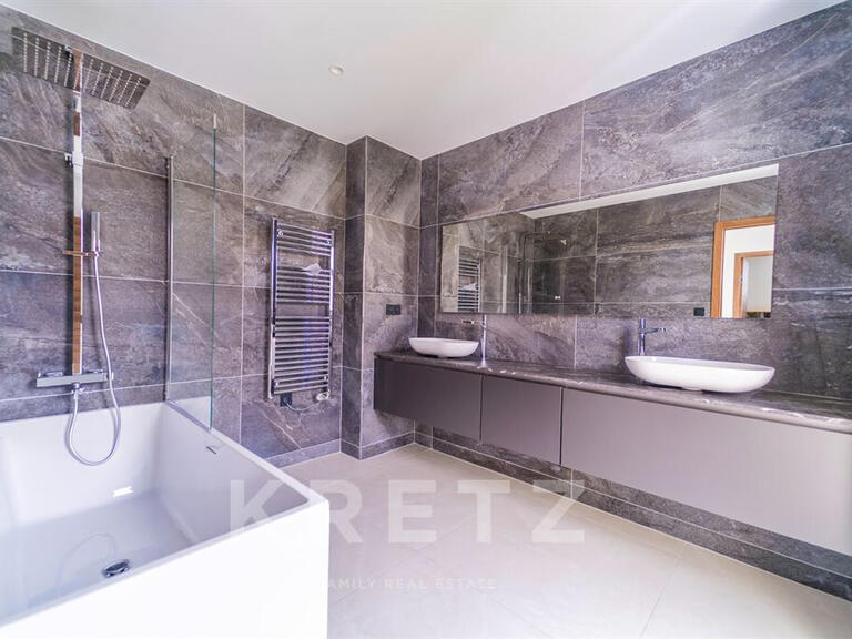 Maison Agde - 4 chambres - 198m²
