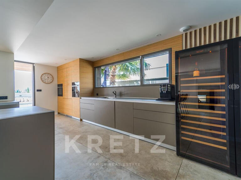 Maison Agde - 4 chambres - 212m²