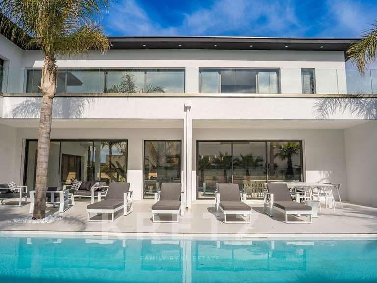 House Agde - 5 bedrooms - 316m²