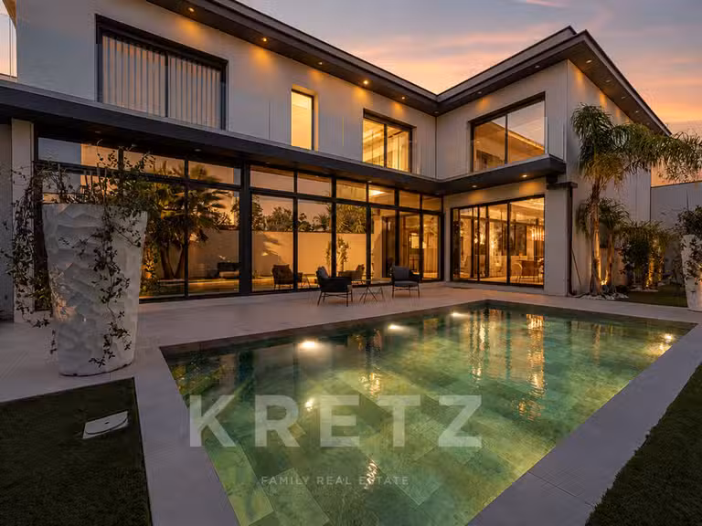House Agde - 5 bedrooms - 272m²