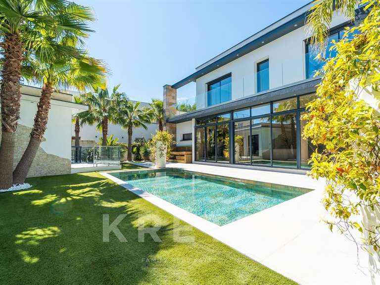 House Agde - 5 bedrooms - 272m²