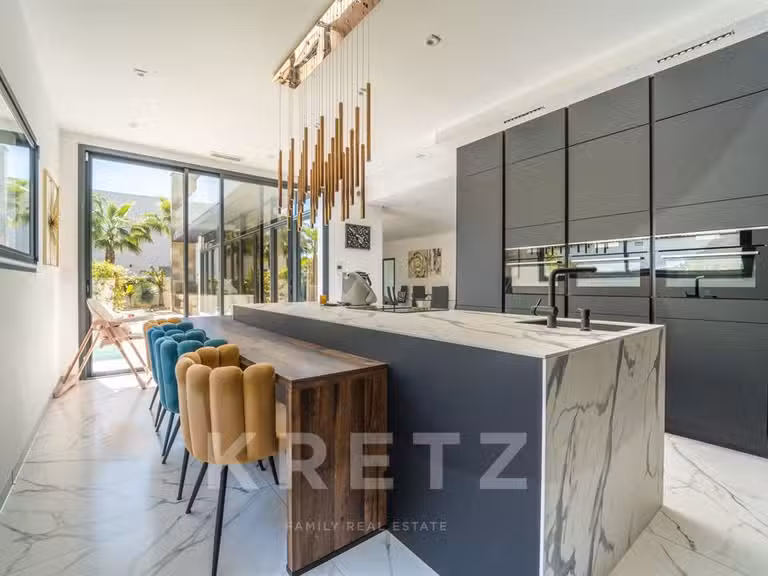 House Agde - 5 bedrooms - 272m²