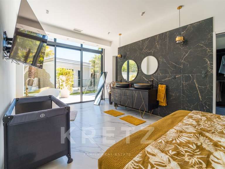 House Agde - 5 bedrooms - 272m²