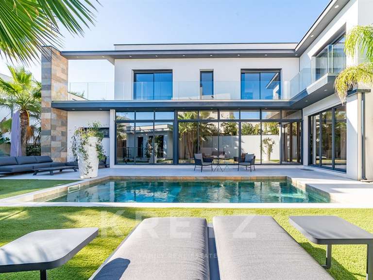 House Agde - 5 bedrooms - 272m²