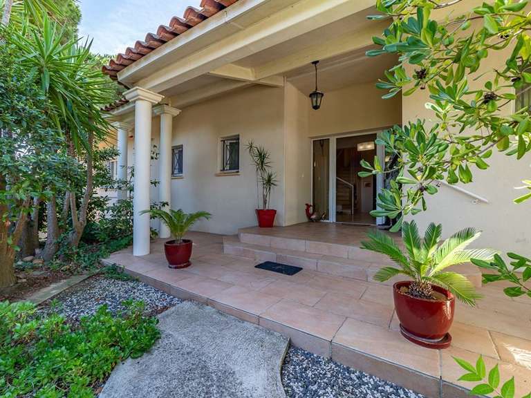 House Agde - 6 bedrooms - 310m²