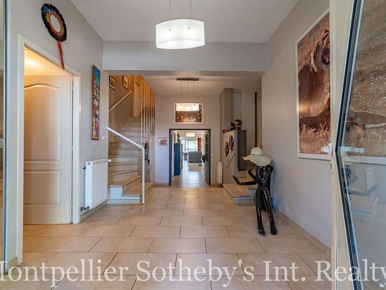Maison Agde - 6 chambres - 310m²