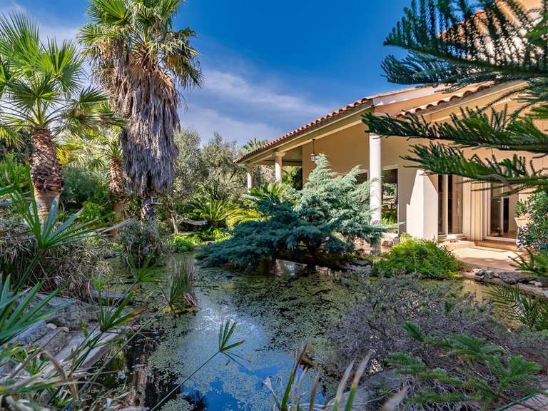 House Agde - 6 bedrooms - 310m²