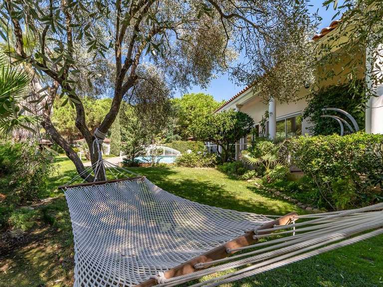 Maison Agde - 6 chambres - 310m²