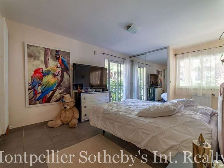 Maison Agde - 6 chambres - 310m²