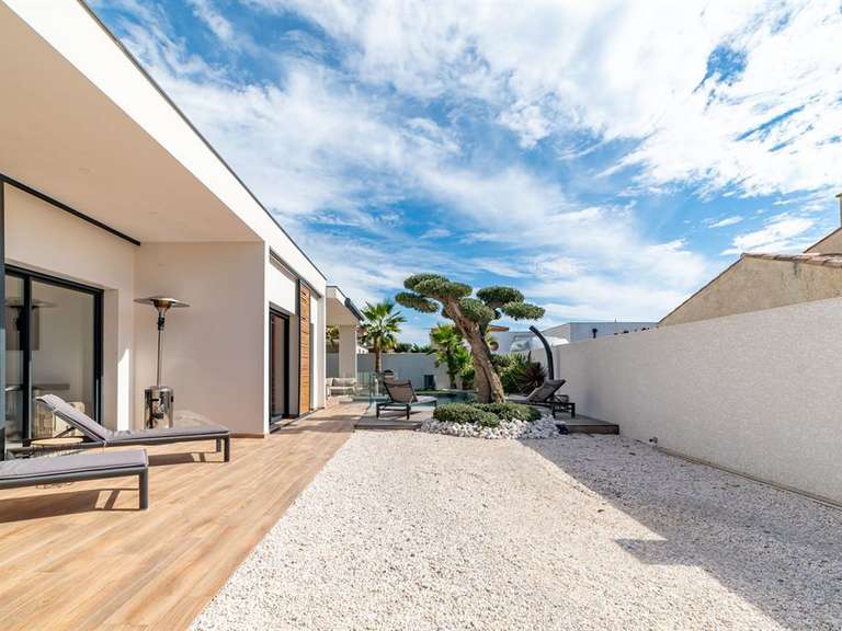 Maison Agde - 3 chambres - 145m²