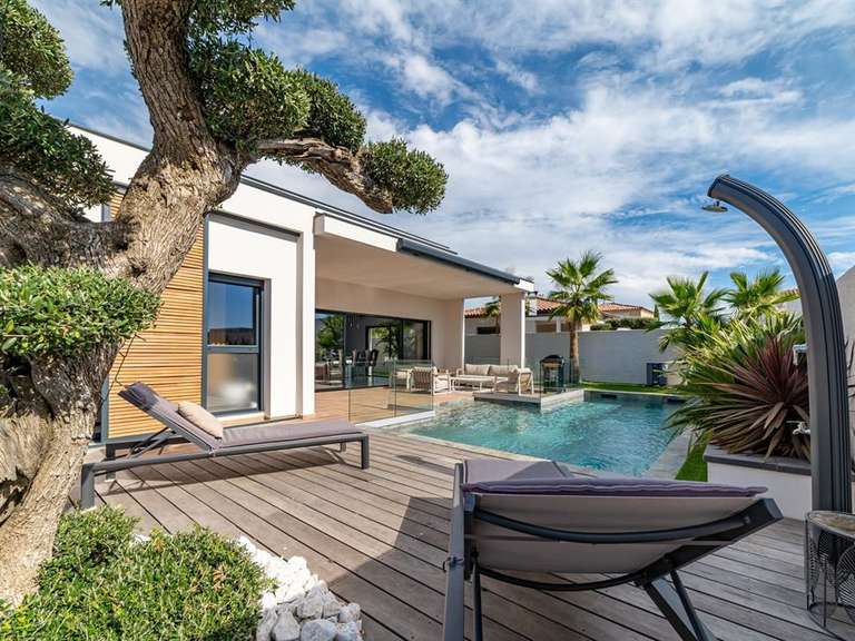 Maison Agde - 3 chambres - 145m²